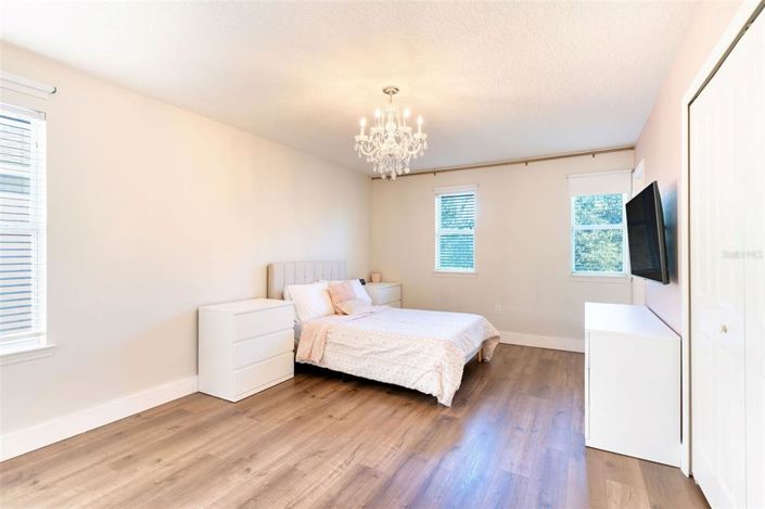 Image No.28-3 Bed House for sale