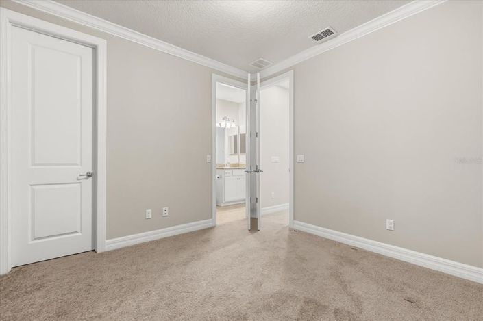 Image No.26-3 Bed House for sale