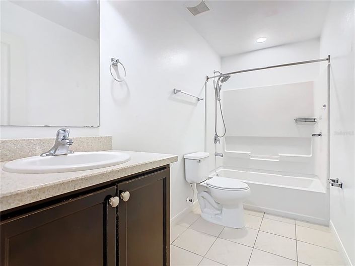 Image No.41-5 Bed House for sale