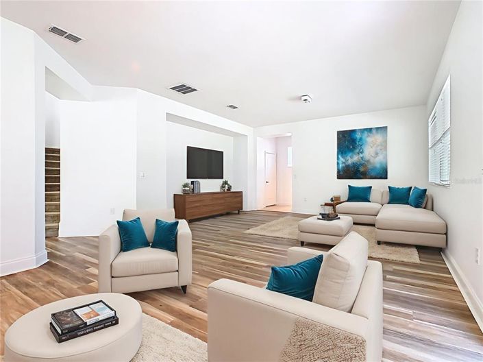 Image No.5-5 Bed House for sale