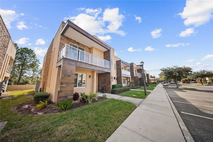 Image No.3-Maison de ville de 4 chambres à vendre à Saint John