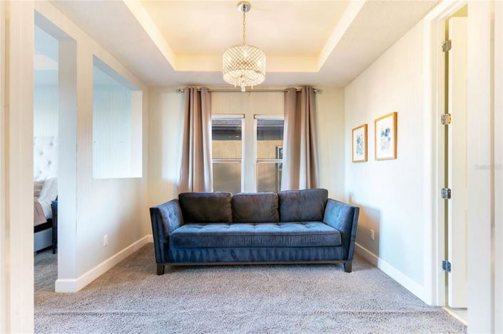 Image No.20-4 Bed House for sale