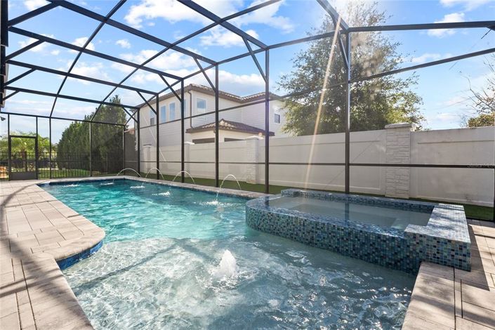 Image No.16-7 Bed House for sale