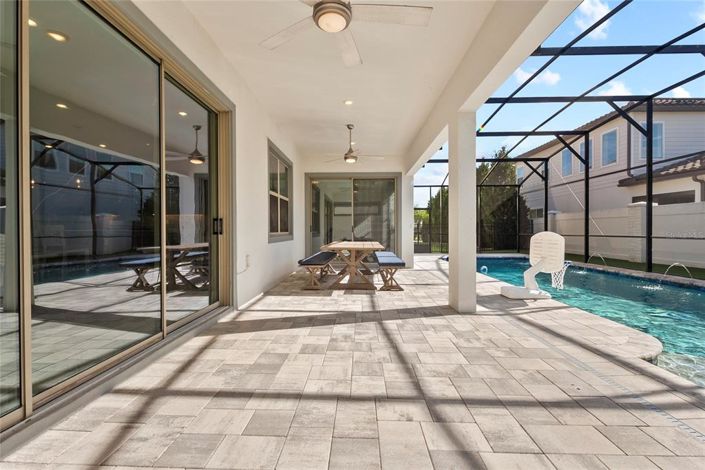 Image No.19-7 Bed House for sale