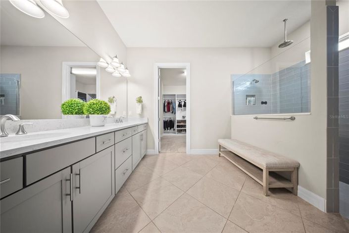 Image No.28-7 Bed House for sale