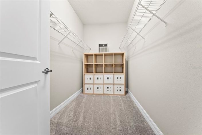 Image No.41-7 Bed House for sale