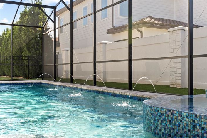 Image No.58-7 Bed House for sale