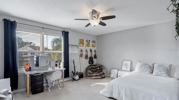 Image No.25-5 Bed House for sale