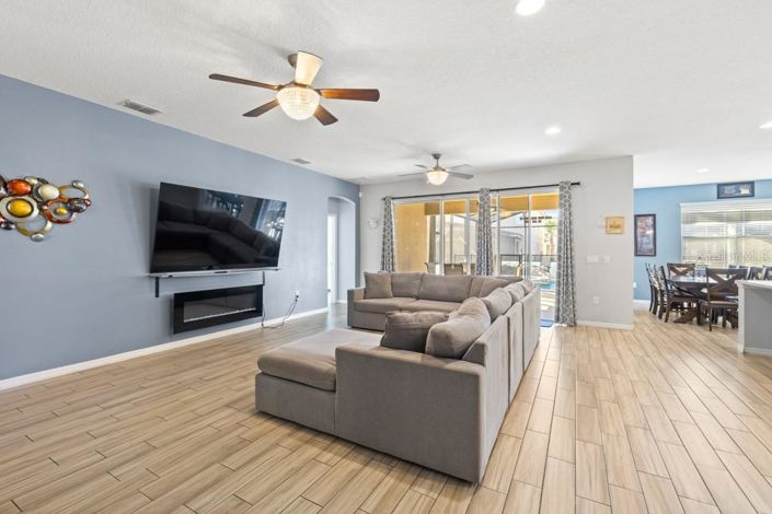 Image No.16-13 Bed House for sale