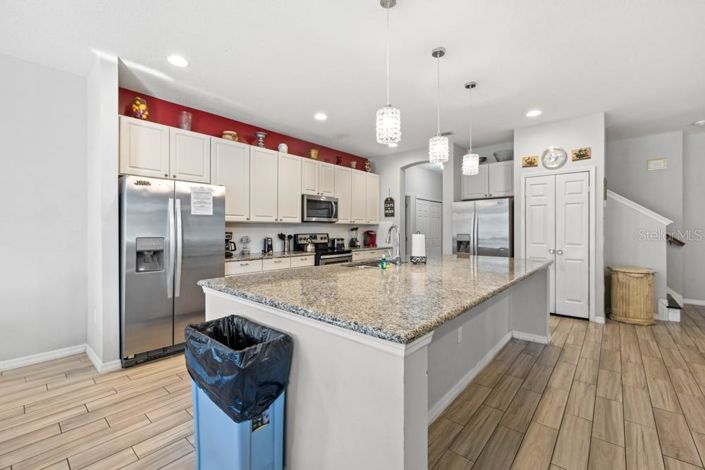 Image No.19-13 Bed House for sale