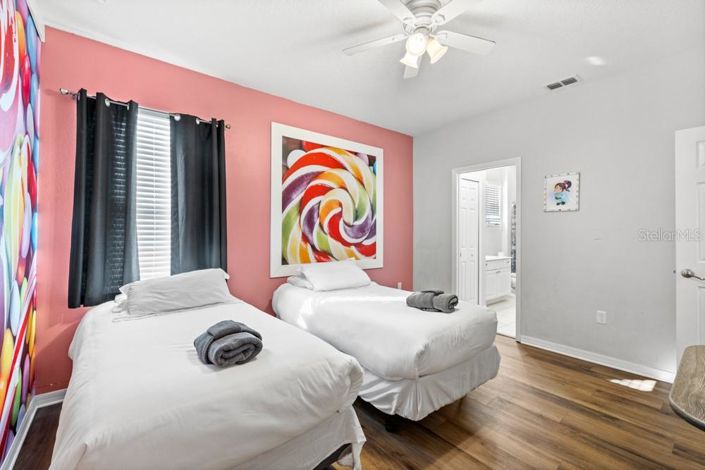 Image No.47-13 Bed House for sale