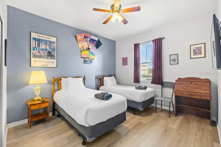 Image No.6-13 Bed House for sale