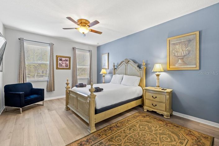 Image No.7-13 Bed House for sale