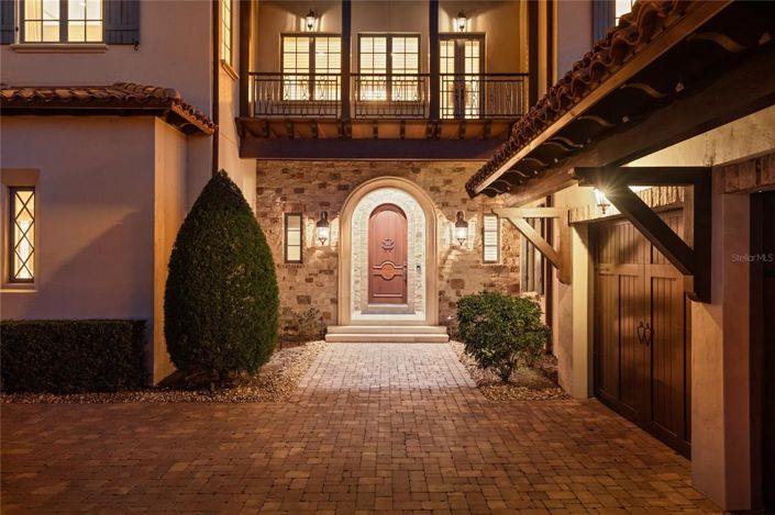 Image No.43-5 Bed House for sale