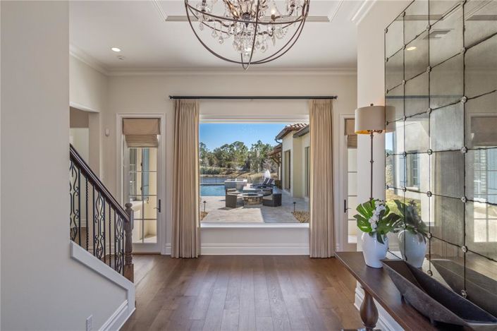 Image No.5-5 Bed House for sale