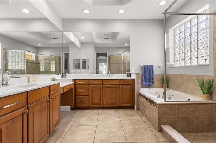 Image No.23-4 Bed House for sale