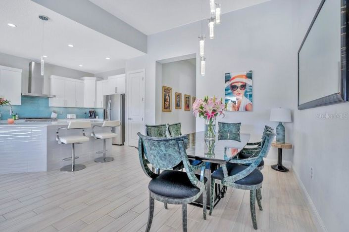 Image No.14-4 Bed House for sale