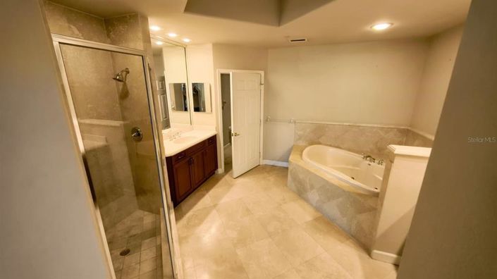 Image No.49-4 Bed Apartment for sale