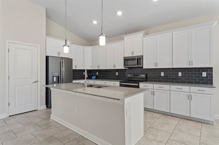 Image No.11-4 Bed House for sale