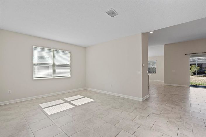 Image No.26-Maison de 4 chambres à vendre à Saint John