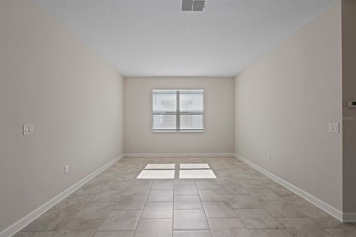 Image No.27-4 Bed House for sale