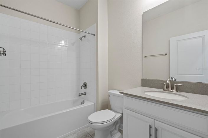 Image No.40-4 Bed House for sale