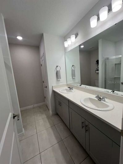 Image No.13-3 Bed House for sale