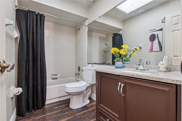 Image No.26-3 Bed House for sale