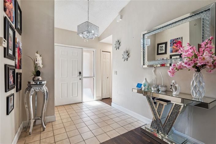 Image No.4-3 Bed House for sale