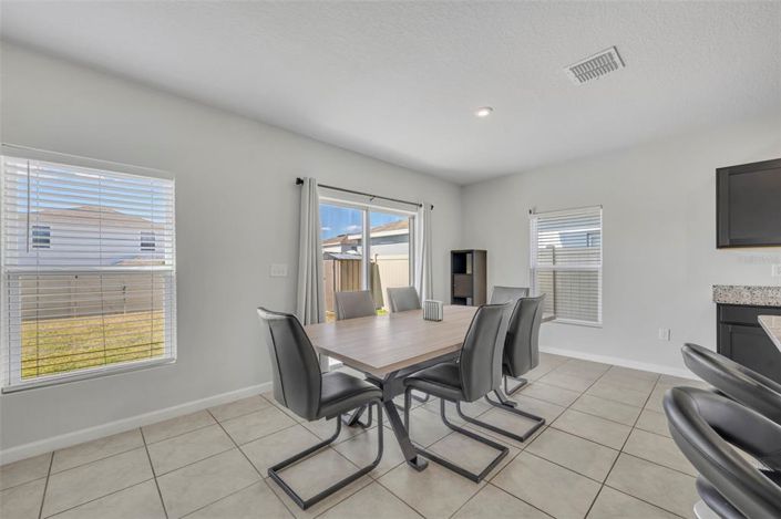 Image No.10-4 Bed House for sale