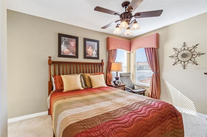 Image No.19-4 Bed House for sale