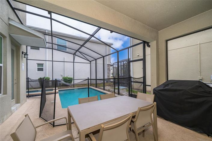 Image No.17-5 Bed House for sale