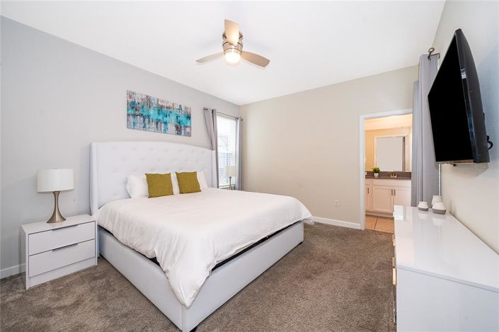 Image No.36-5 Bed House for sale