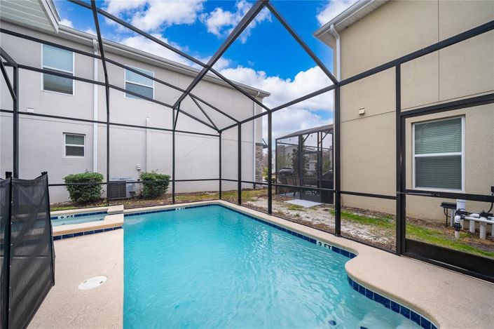 Image No.4-5 Bed House for sale