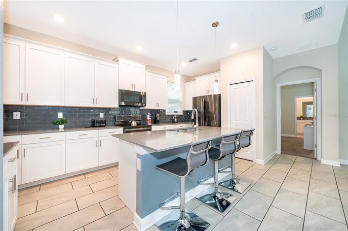 Image No.5-Maison de 5 chambres à vendre à Saint John