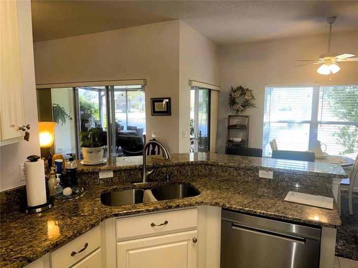 Image No.11-2 Bed House for sale