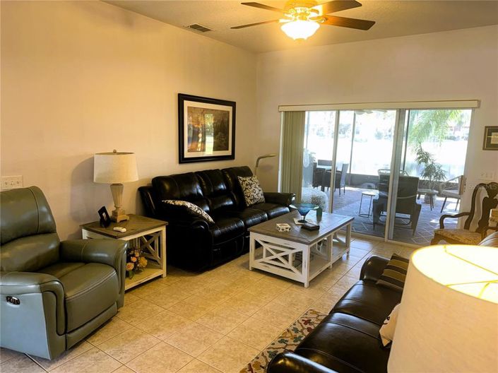 Image No.7-2 Bed House for sale