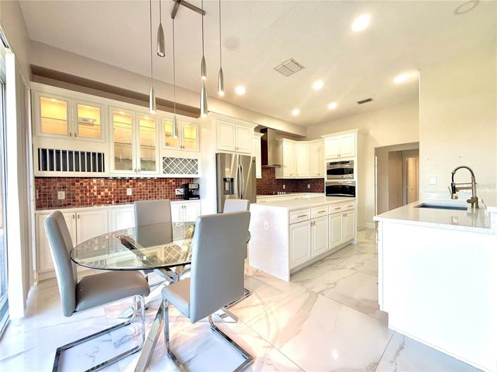 Image No.4-Maison de 6 chambres à vendre à Saint John