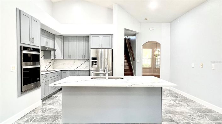 Image No.12-6 Bed House for sale