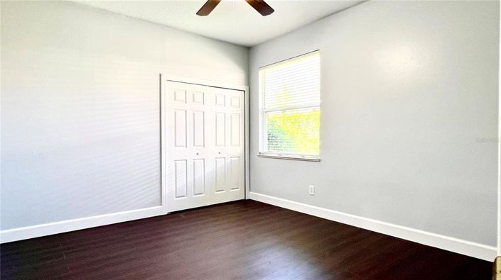 Image No.31-6 Bed House for sale