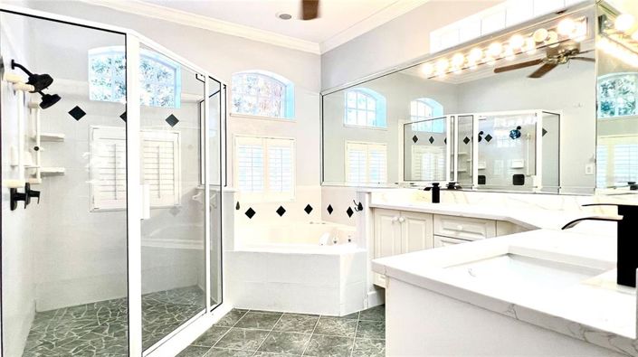 Image No.39-6 Bed House for sale