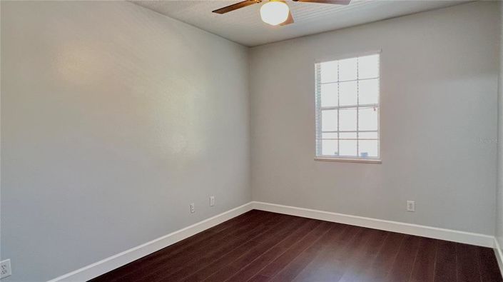 Image No.52-6 Bed House for sale