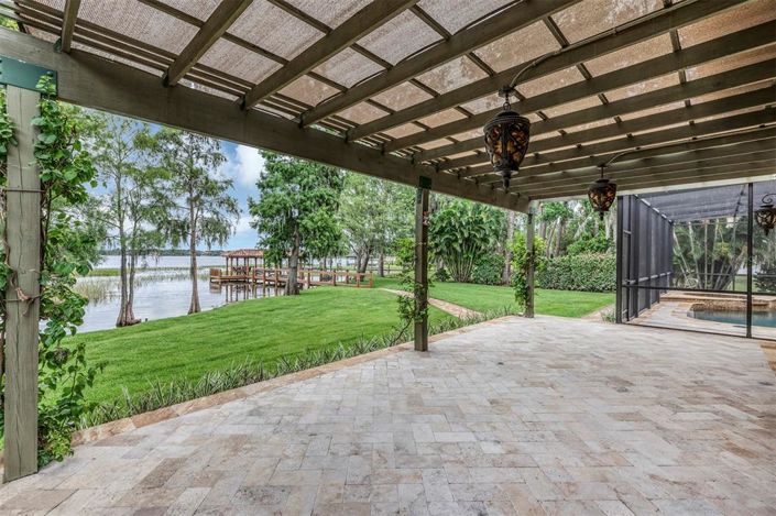 Image No.10-5 Bed House for sale