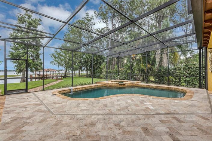 Image No.17-5 Bed House for sale