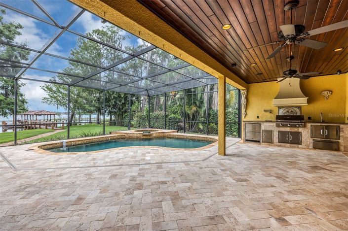 Image No.18-5 Bed House for sale