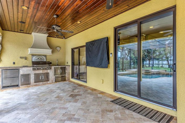 Image No.21-5 Bed House for sale