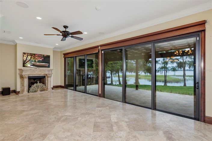 Image No.32-5 Bed House for sale