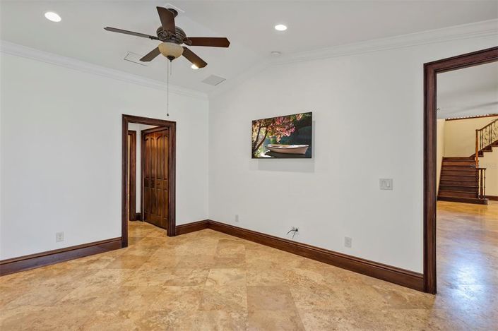 Image No.59-5 Bed House for sale