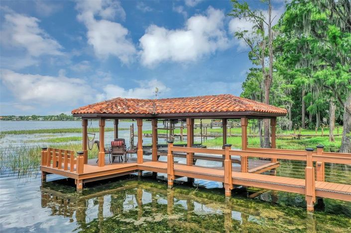 Image No.6-5 Bed House for sale