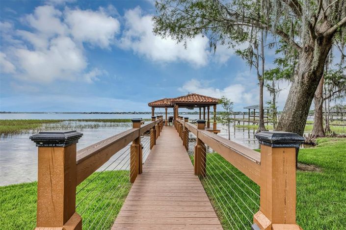 Image No.7-5 Bed House for sale